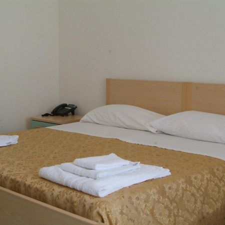 Hotel Aurora 斯考里 客房 照片