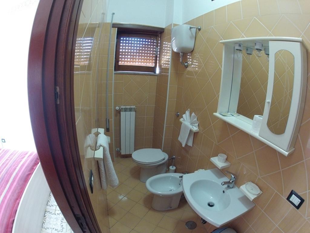 Hotel Aurora 斯考里 外观 照片